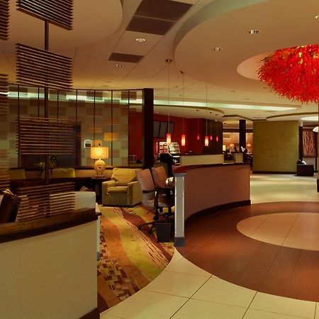 Holiday Inn Olathe Medical Center Интерьер фото